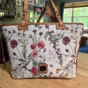 Dooney and Bourke Botanical Tote